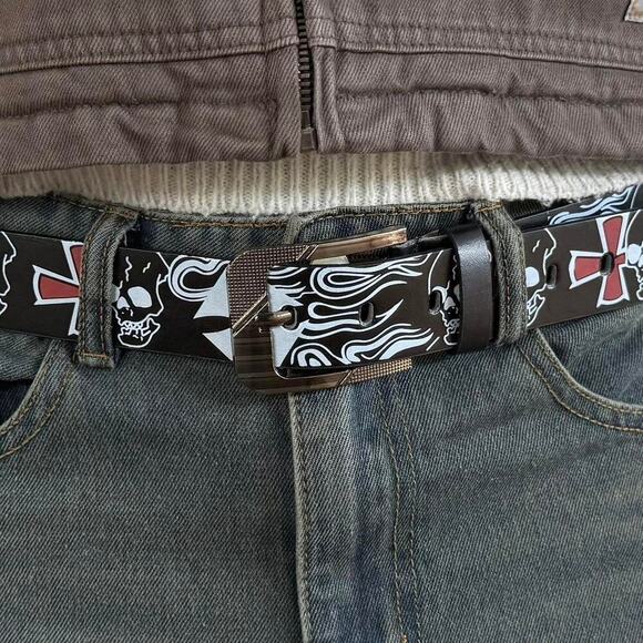 Y2k style black skeleton skull - Picture 6 of 8